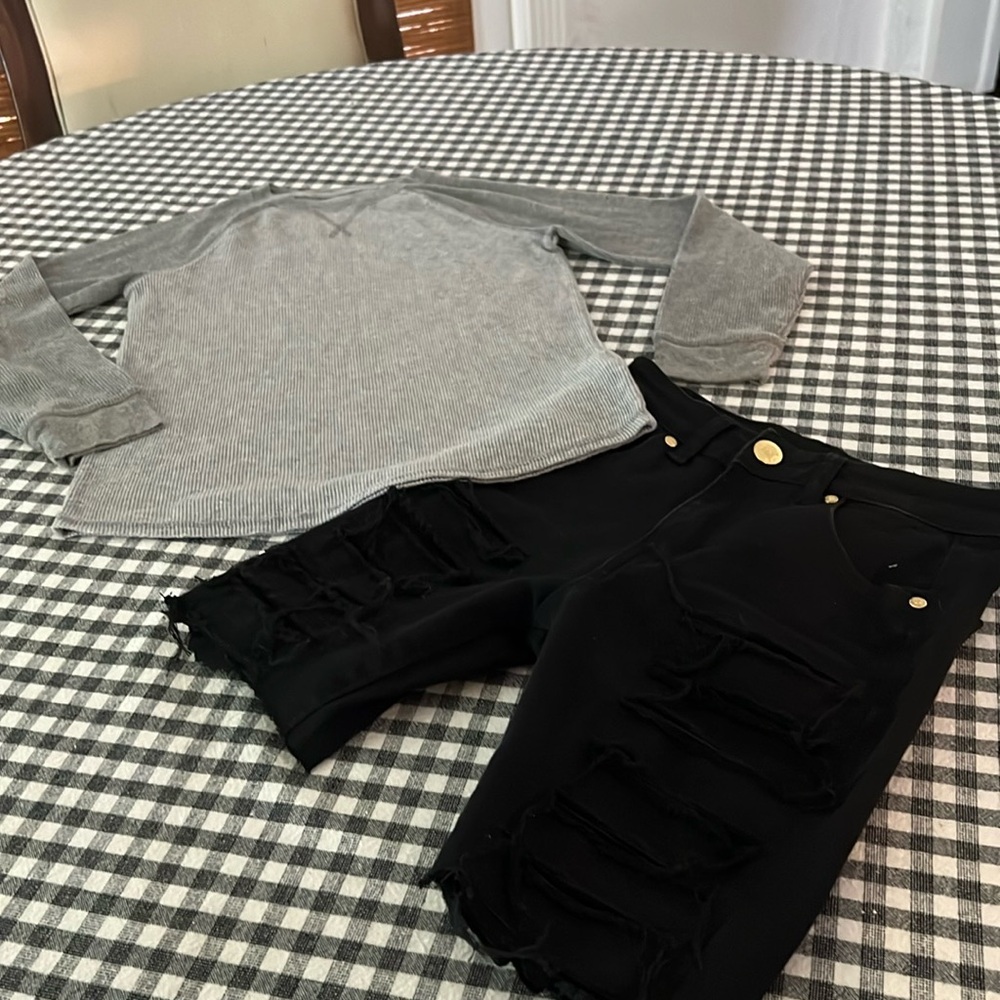 Boys top and shorts.  Size 12